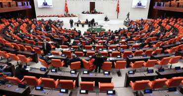 Meclis toplanıyor: Öğretmene şiddet ve fahiş fiyat için yoğun mesai harcanacak