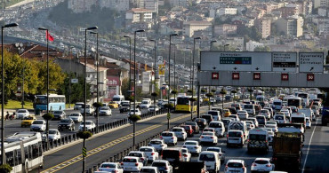 Megakent İstanbul'da Hem Trafik Hem Toplu Taşıma Çilesi