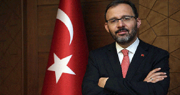 Mehmet Kasapoğlu Kimdir?