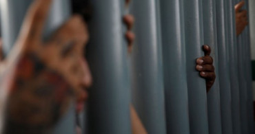 Meksika'da Gözetim Merkezinden 62 Göçmen Kaçtı
