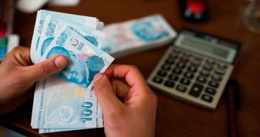 Memur ve emekli maaşlarına büyük zam yolda! Oranlar belirlendi, en düşük maaş 8 bin 872 lira