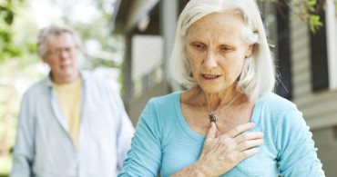 Menopoz Dönemi Kalp Krizi Riskini Artıyor!
