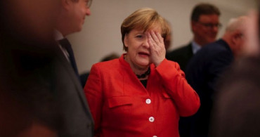 Merkel'in E-Postası Hacklendi