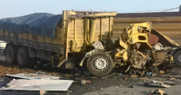 Mersin’de katliam gibi kaza: Yolcu otobüsüyle kamyon çarpıştı! Çok sayıda ölü ve yaralı var