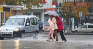 Meteoroloji 6 İl İçin Sarı Kodlu Uyarı: Gök Gürültülü Sağanak Bekleniyor!