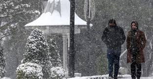 Meteoroloji Müjdeyi Verdi: Cuma Günü İstanbul'a Kar Geliyor