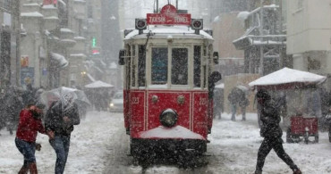 Meteoroloji Uyardı: Kar, Yağmur ve Fırtına Geliyor! İstanbul'da Karın Görüleceği Günler Belli Oldu