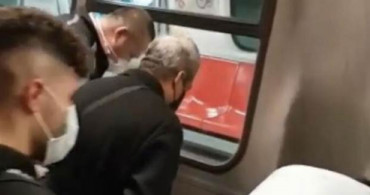 Metro Raylarına Düşen Genç Kızın Üzerinden 2 Vagon Geçti