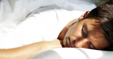 Mevsim Geçişlerinde Uyku Bozukluğuna Dikkat! Biyolojik Saatinizi Oluşturun