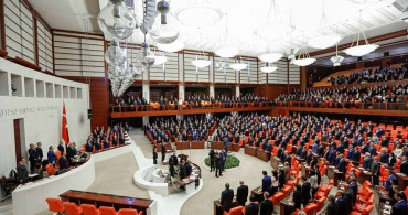 Milliyetçi Hareket Partisi Genel Başkan Yardımcısı, partinin Seçim Beyannamesi’ni açıkladı