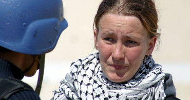 Mücadelenin simgesi: İsrail buldozerlerine karşı savaşan ABD’li kadın Rachel Corrie!