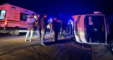 Muğla’da öğrencileri taşıyan otobüs şarampole devrildi: 25 yaralı var