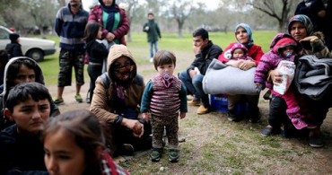 Mültecilere Giyim ve Erzak Yardımı