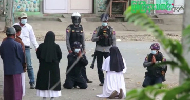 Myanmarlı Rahibe Polise Yalvardı! 'Çocukları Vurmayın'