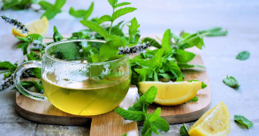 Nane limon çayı neye iyi gelir, zayıflatır mı? Soğuk algınlığının doğal ilacı nane limon çayının mucizevi faydaları