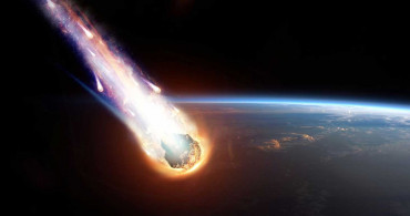 NASA tarih ve saat verdi: Dev göktaşı dünya'ya yaklaşıyor!