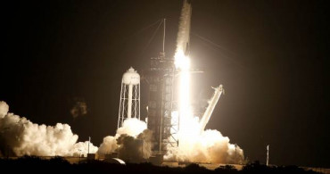 Nasa ve SpaceX, 4 Astronotu Uzaya Gönderdi