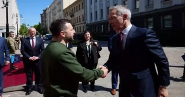 NATO Genel Sekreteri Stoltenberg'in Kiev ziyareti: Ukrayna'ya destek yolda!