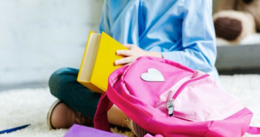 Okul Çantası Nasıl Taşınır? Çocuklara Çanta Alırken Dikkat