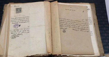 Osmanlı Arşivinin Kayıp Belgeleri Sahafta Bulundu: Çöpten buldum, 25 Yıldır Koruyorum