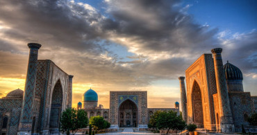Özbekistan'da Cumhurbaşkanlığı Seçimleri İçin Oy Kullanımı Başladı