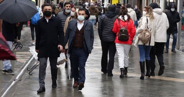 Pandemi kuralları nerelerde geçerli? Yeni dönemde maske takmalı mıyız? Uzmanlardan uyarı geldi: Maske konusunda acele etmeyin