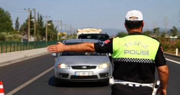Polis ekipleri 81 ilde denetimlere devam ediyor: 5 milyon liranın üzerinde ceza uygulandı