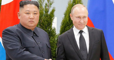 Putin ile Kuzey Kore Devlet Başkanı Kim Bir Araya Geldi