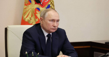 Putin’den kurmayına azar: Sen neden aylaklık ediyorsun