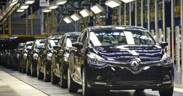 Renault Çip Krizi Nedeniyle Üretime Ara Veriyor