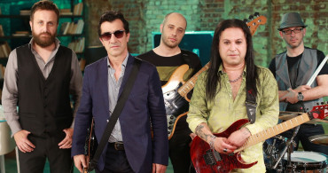 Rock Müziğinin Sevilen Grubu Ayna'nın Solisti Erhan Güleryüz'den Hayranlarına Kötü Haber Geldi!