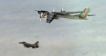 Rusya, Nükleer Bomba Taşıyabilen Uçağını Tekrar ABD Sınırına Yolladı