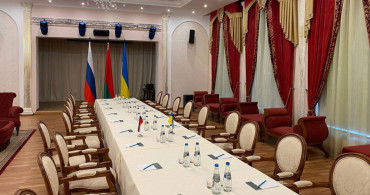 Rusya ve Ukrayna Belarus'da müzakereler için masaya oturacak