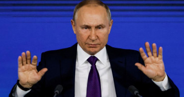 Rusya ekonomisi tepetaklak! Borsa ve Ruble'de kayıp yüzde 50'leri buldu! Putin kurmaylarını topluyor