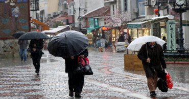 Sağanak yağış çok fena geliyor: Meteoroloji’den 21 ile uyarı! Aralarında İstanbul da var
