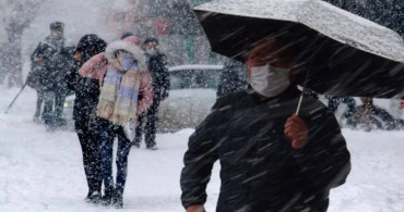 Sağanak yağış kapıyı çalıyor: Meteoroloji 36 il için uyarı yaptı! İstanbul için kar yağışı tarihi verildi