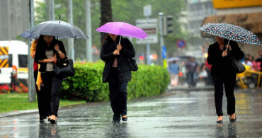 Sağanak yağışlar ülkeyi saracak: İstanbul dahil 27 il için sarı kodlu uyarı