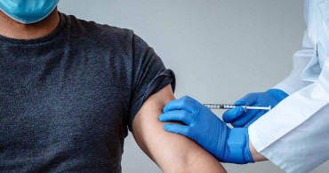 Sağlık Bakanı Fahrettin Koca'dan Aşı Dolandırıcılığı Uyarısı