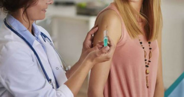 Sağlıklı Kişilerinde Hem Grip Hem Zatürre Aşısı Olması Öneriliyor