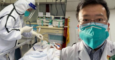 Salgını İlk Tespit Eden Doktor Coronavirüsü Nedeniyle Yaşamını Yitirdi