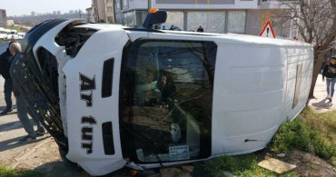 Samsun'da öğrenci servisi kaza yaptı: Çok sayıda öğrenci yaralandı