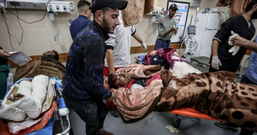 Savaş suçu işleyen İsrail katliamlara doymuyor: Okul ve hastanelerdeki sivil halkı bombalıyor!
