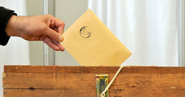 YSK Açıkladı: Seçime Girecek 24 Parti İsmi Resmi Gazete'de!