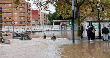 Şiddetli yağış ve fırtına can aldı: En az 11 kişi hayatını kaybetti