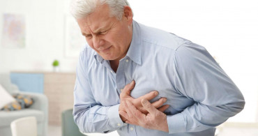 Soğuk havalarda göğüs ağrısı niçin artar? Göğüs ağrısını önleyecek doğal çözümler