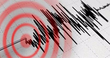 Son dakika: Antalya Kemer'de 4.6 büyüklüğünde korkutan deprem