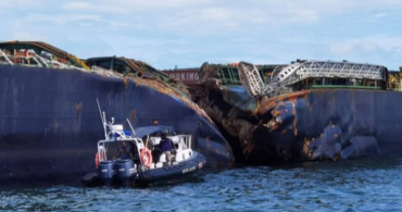 Son Dakika: İstanbul Boğazı'nda Korkutan Anlar! 2 Yük Gemisi Çarpıştı