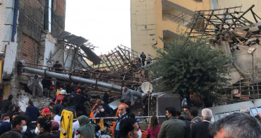 Son Dakika: Malatya'da Bina Çöktü: Enkaz Altında Kalanların Olup Olmadığı Araştırılıyor