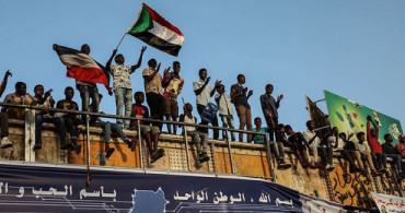 Sudan Askeri Geçiş Konseyi Tüm Taraflarla İletişim Halinde