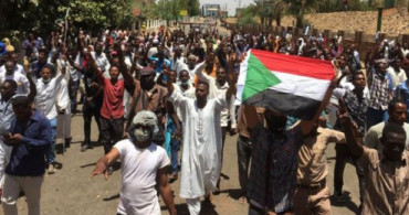 'Sudan Halkının Kabul Etmediği Bir Çözümü Onaylamayacağız'